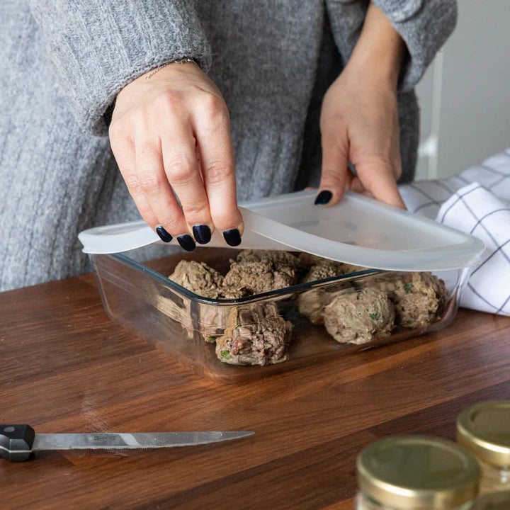 Pyrex cook and freeze Rectangular Storage Glass Dish With Lid Set Of 4 (0.8L,1.5L,2.6L,4L)